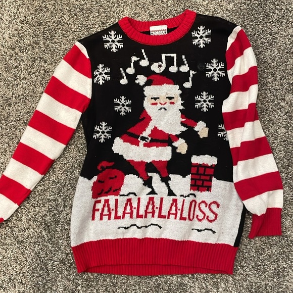 Kids Xmas Top Bundle.  Size 6-7. - Picture 2 of 5